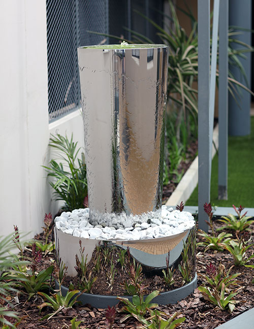 Water feature at delcairn Centre